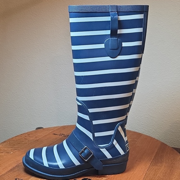 L.L. Bean Shoes - L.L. Bean Navy and White Nautical Striped Rain Boots Wellies Size 8